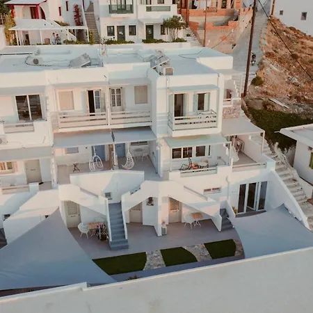 Ξενοδοχείο με διαμερίσματα Anatoli Luxury & 4*