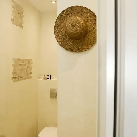 Anatoli Luxury & アパートホテル