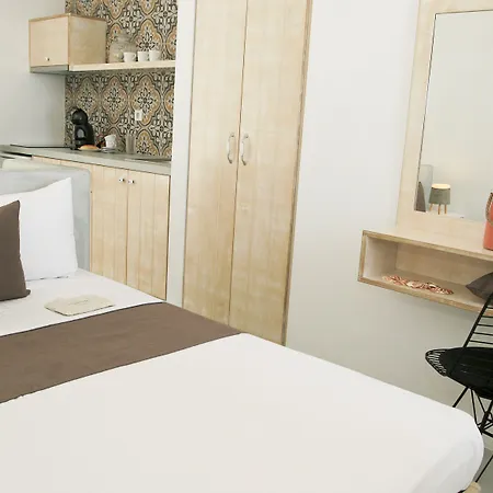 Anatoli Luxury & 4*