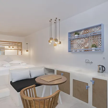 Anatoli Luxury & Lägenhetshotell