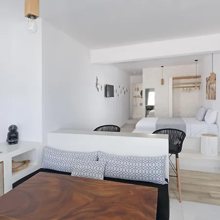 Anatoli Luxury &