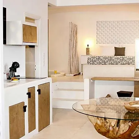 Anatoli Luxury &