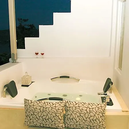 Anatoli Luxury & 4*