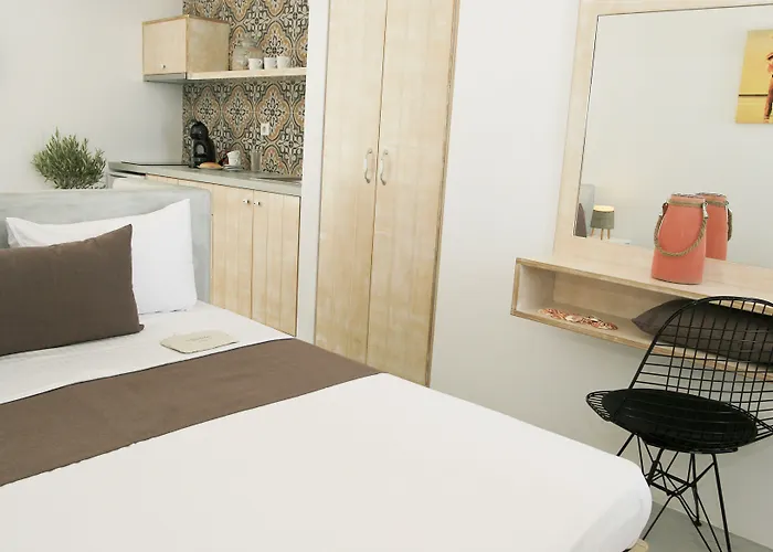 Anatoli Luxury & 4*