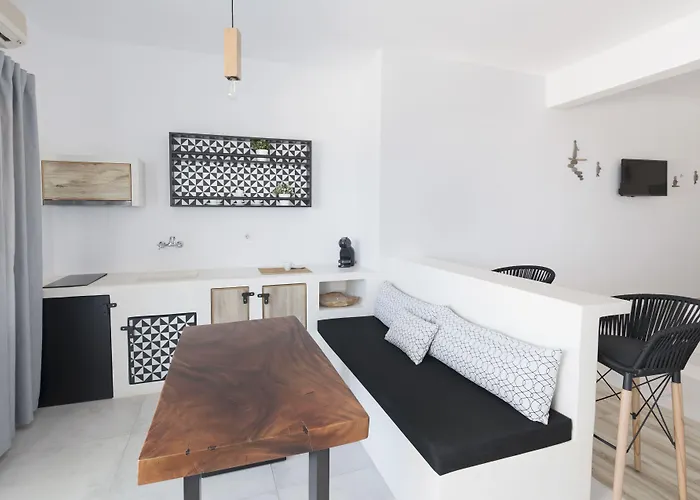 Anatoli Luxury & 4*