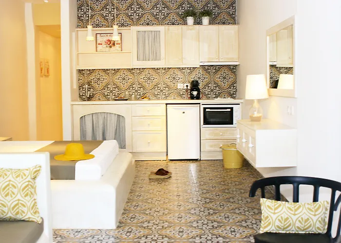 Anatoli Luxury &